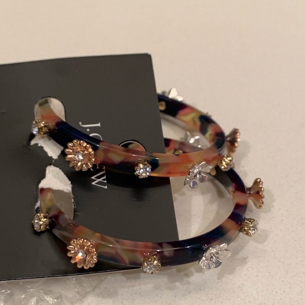 Authentic Jcrew Gardenia Hoop earrings.